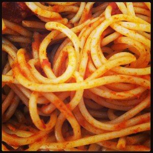 Read more about the article רוטב עגבניות לספגטי – מתכון בסיסי