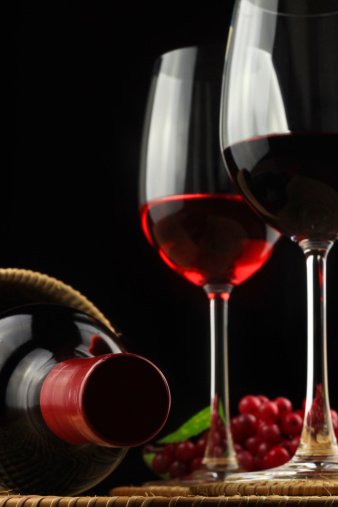 Read more about the article 5 יינות המתאימים לארוחה חלבית